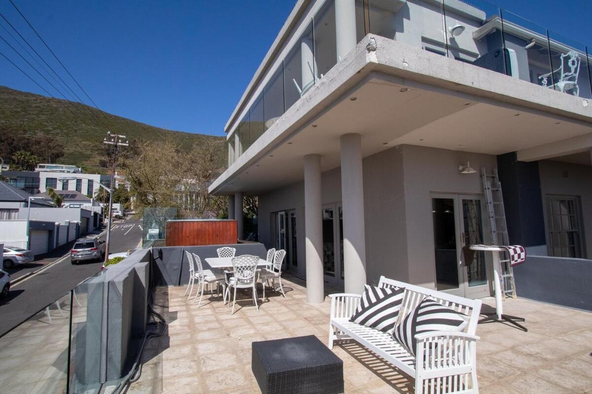 Fresnaye Family 4 Bedrooms No Loadshedding Cape Town