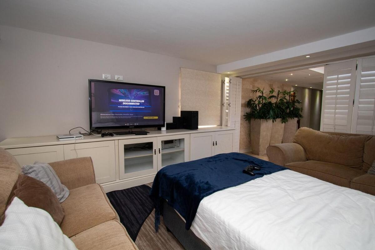 Fresnaye Family 4 Bedrooms No Loadshedding * Cape Town