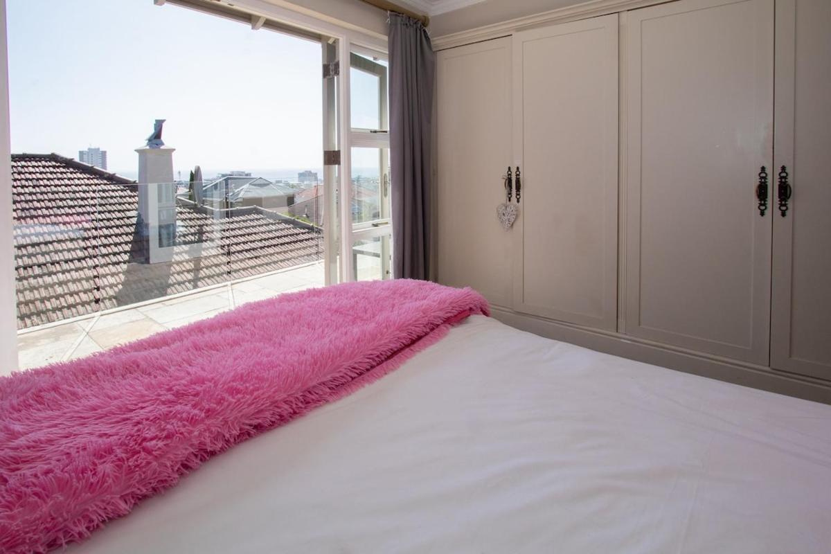 Fresnaye Family 4 Bedrooms No Loadshedding Holiday home *