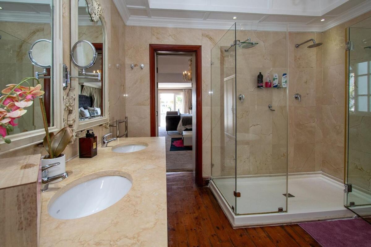 Holiday home Fresnaye Family 4 Bedrooms No Loadshedding Cape Town